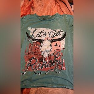 Green Graphic Tee with Skull Design